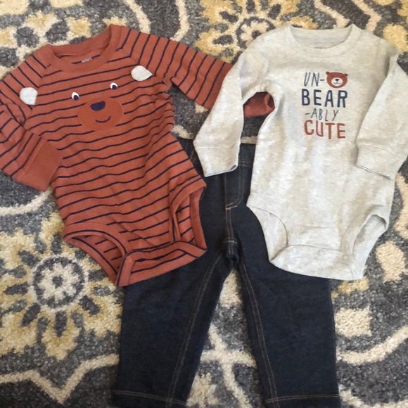 Bundle of Carter’s outfits - Picture 2 of 5